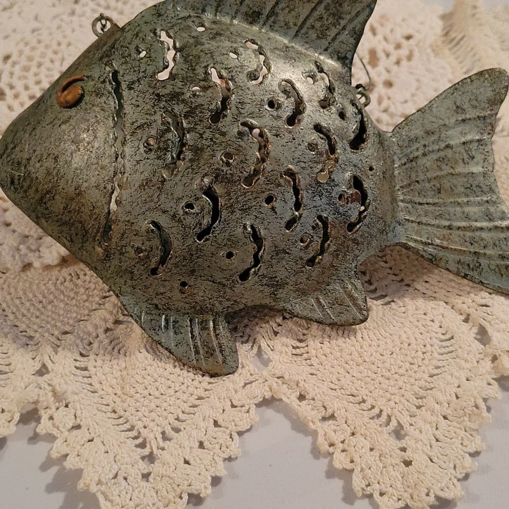 🐠 hanging verdigris fish votive candle holder
